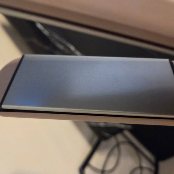 Remington S25A10 Wet2Style Flat Iron – 1¾” Ceramic + Titanium Plates - Picture 3 of 5